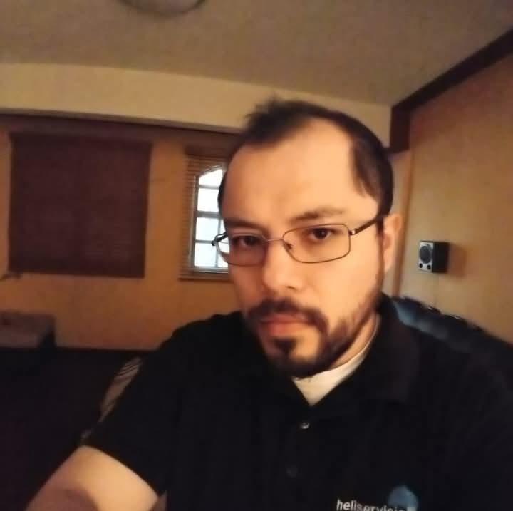 Forto de Perfil de FB de Aldo HE.